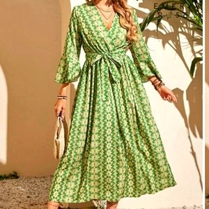 Green/tan dress.  Medium size